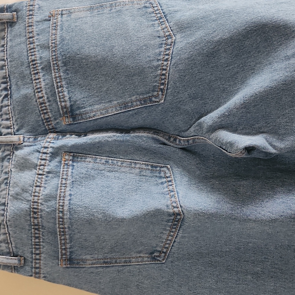 Shein, 0365, Women's Blue Jeans with Rhinestone Accents - Picture 4 of 7